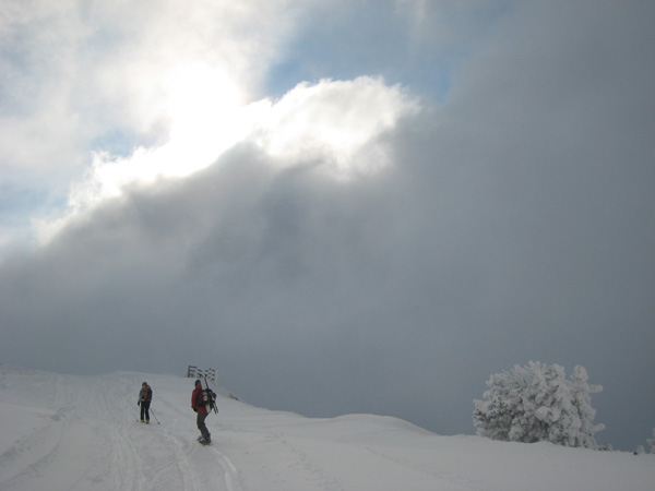 #1 Sur les crêtes : Photo prise le jeudi 15/11. Les pistes principales ont été damées. Sur les crêtes : Photo prise le jeudi 15/11. Les pistes principales ont été damées.