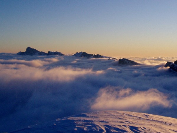 #2 Le Grand Veymont : Vers la barrière est du Vercors mais "la mer" est haute Le Grand Veymont : Vers la barrière est du Vercors mais "la mer" est haute