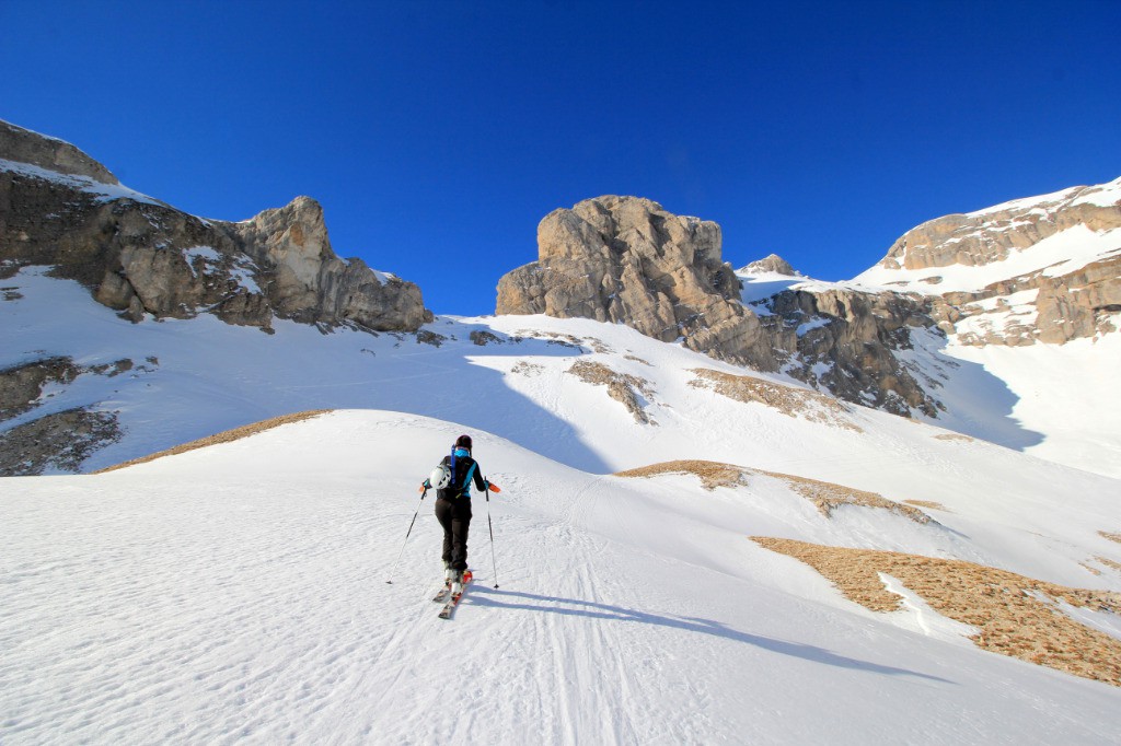 #2 Sous le Pas la Cloche Sous le Pas la Cloche