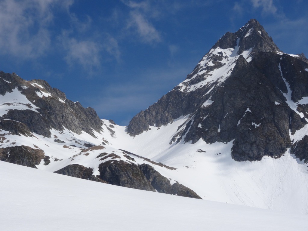 #22 Col du Crozet et le petit Crozet (petit mais fière allure !) à droite Col du Crozet et le petit Crozet (petit mais fière allure !) à droite