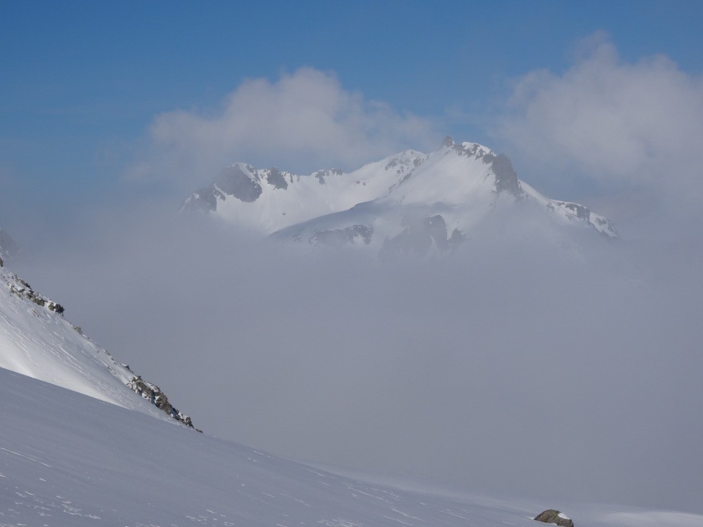 #3 Grand Charnier au dessus des brumes (qui disparaîtront !) Grand Charnier au dessus des brumes (qui disparaîtront !)