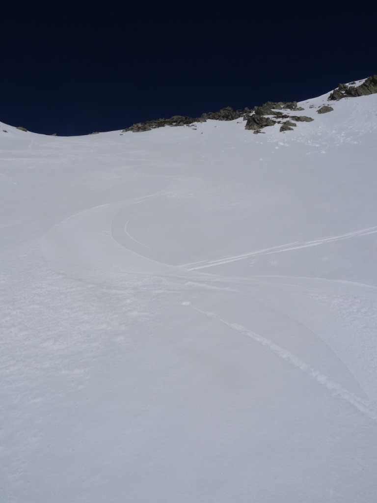 #11 Descente Charnier : miam j Descente Charnier : miam j'ai bien la moquette^^