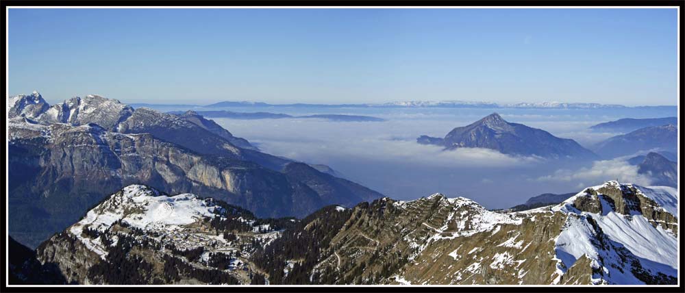 #7 Tête Pelouse : Vue sur la vallée de l Tête Pelouse : Vue sur la vallée de l'Arve depuis le sommet.