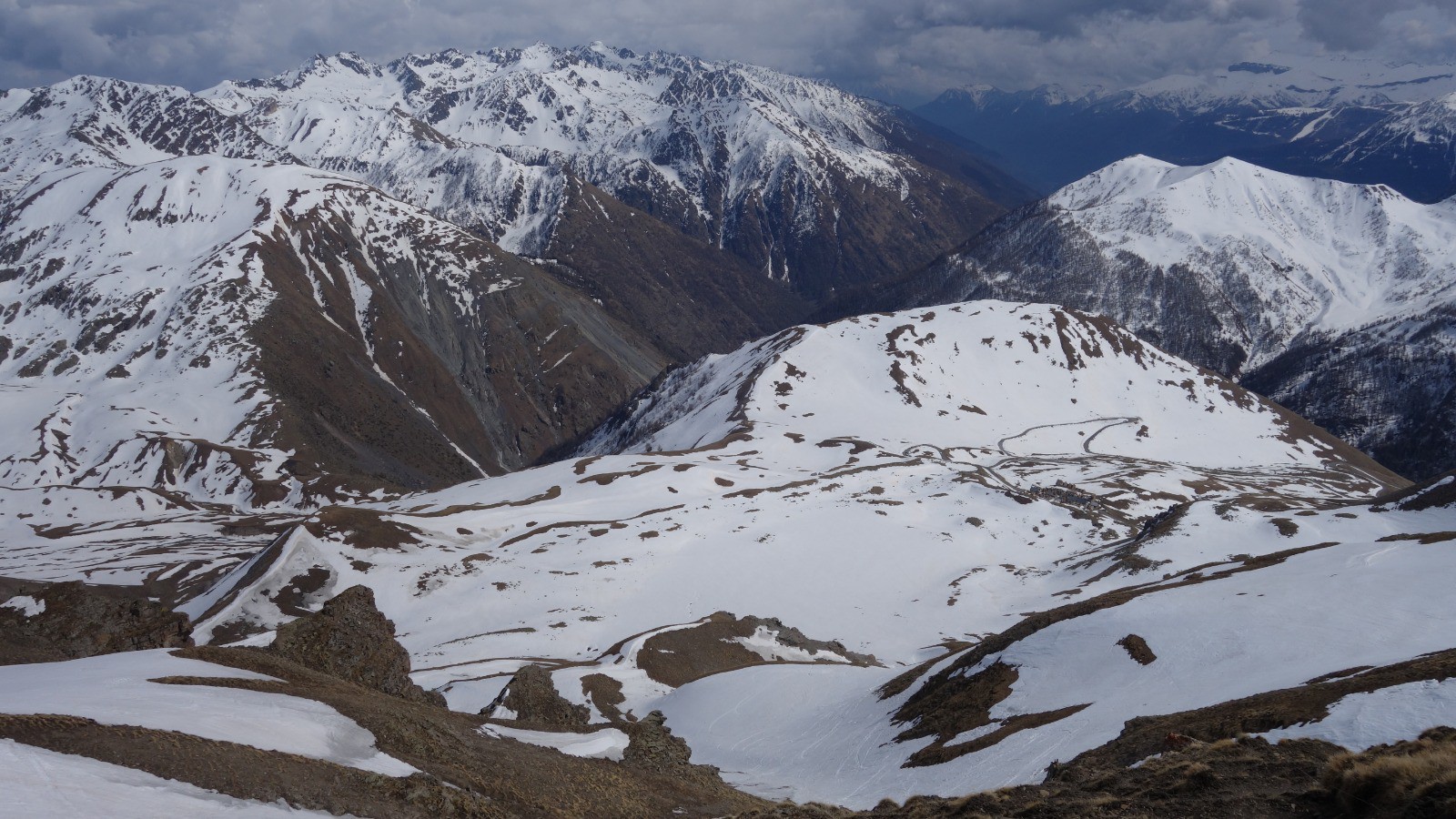 La descente à venir sur le Camp des Fourches