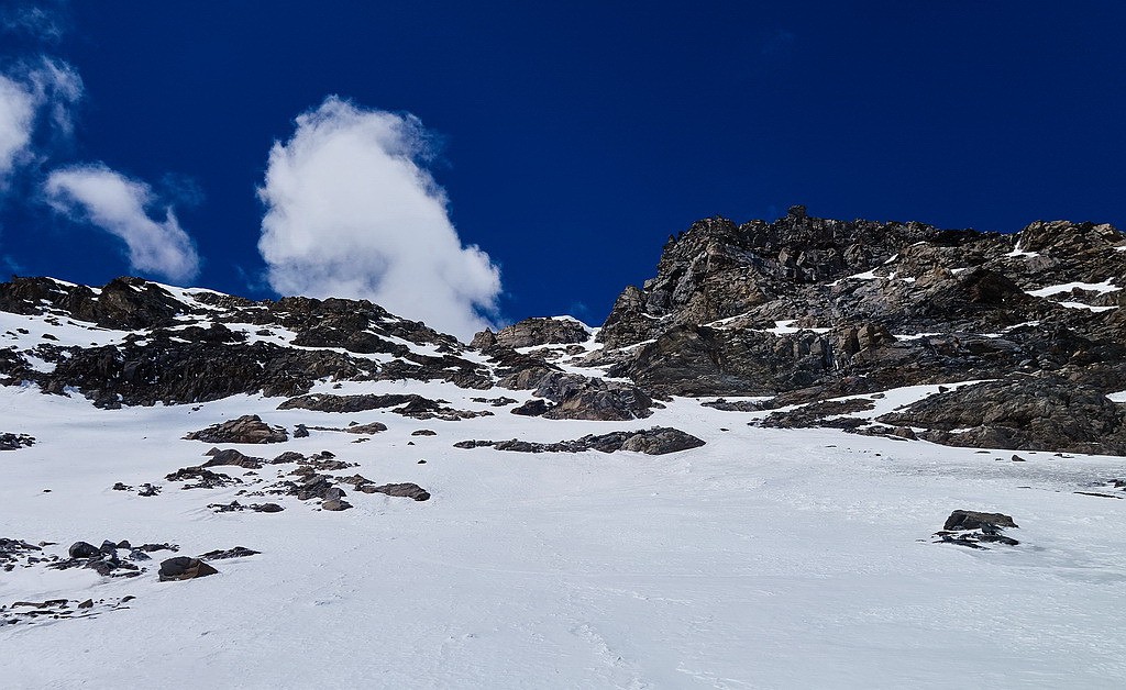 #17 Au pied des pentes supérieures SE... Au pied des pentes supérieures SE...