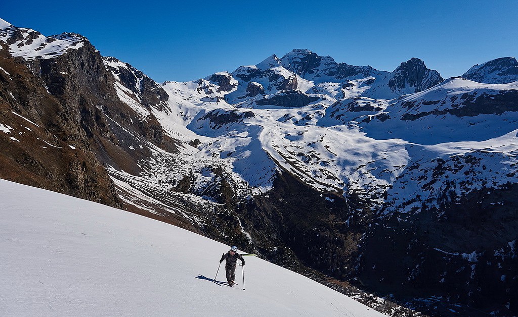 #3 Approche panoramique sur la Partie et l Approche panoramique sur la Partie et l'Échelle...