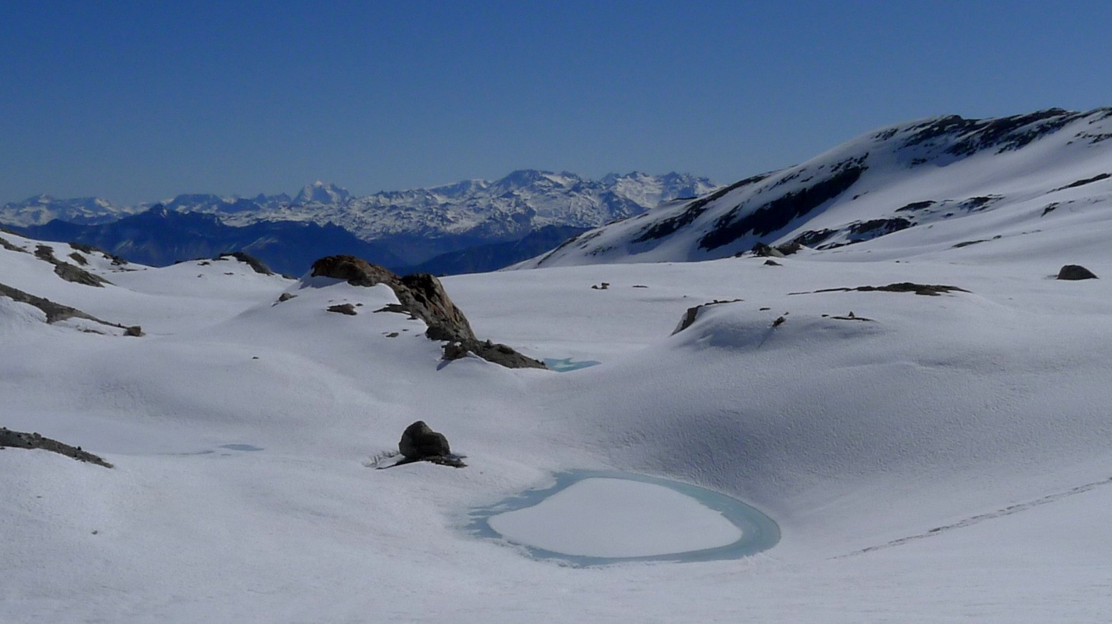 La piscine va bientôt ouvrir