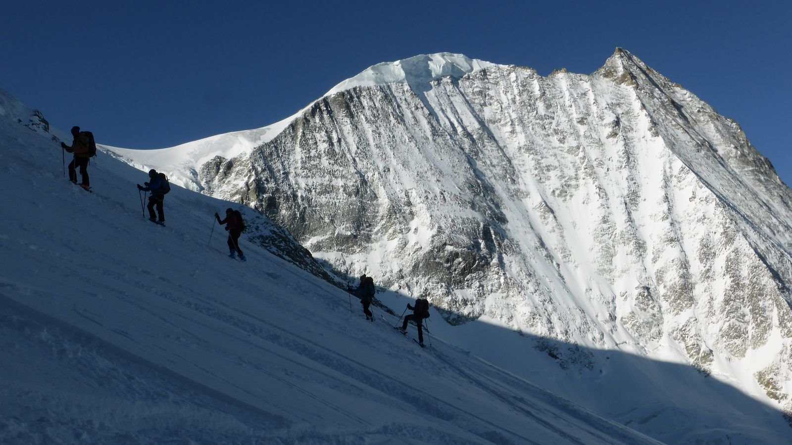 #43 Glacier de Tsena Refien, montée face au Mt Blanc de Cheillon Glacier de Tsena Refien, montée face au Mt Blanc de Cheillon
