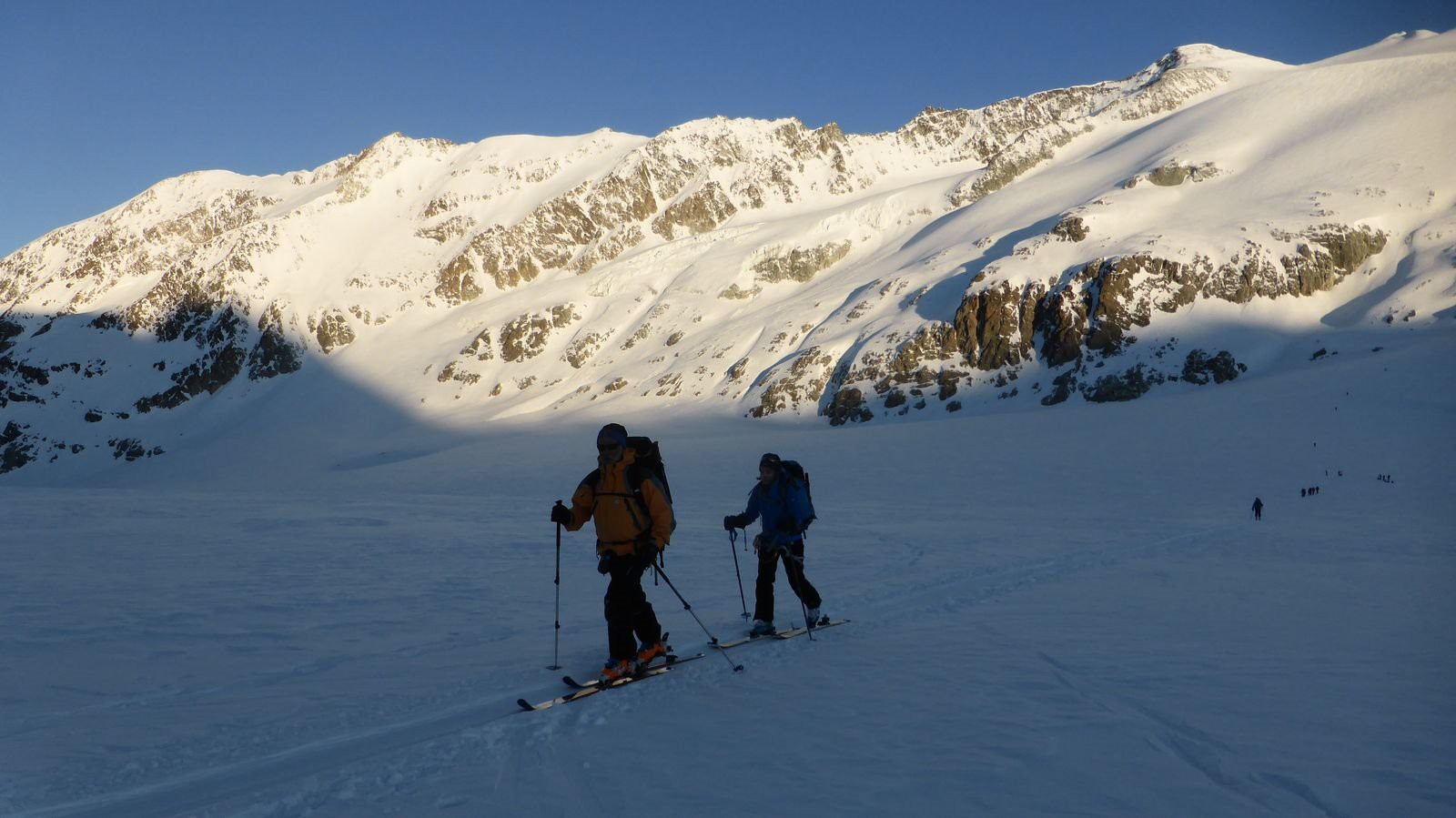 #57 Tous en forme pour monter au Col de l Tous en forme pour monter au Col de l'Evêque