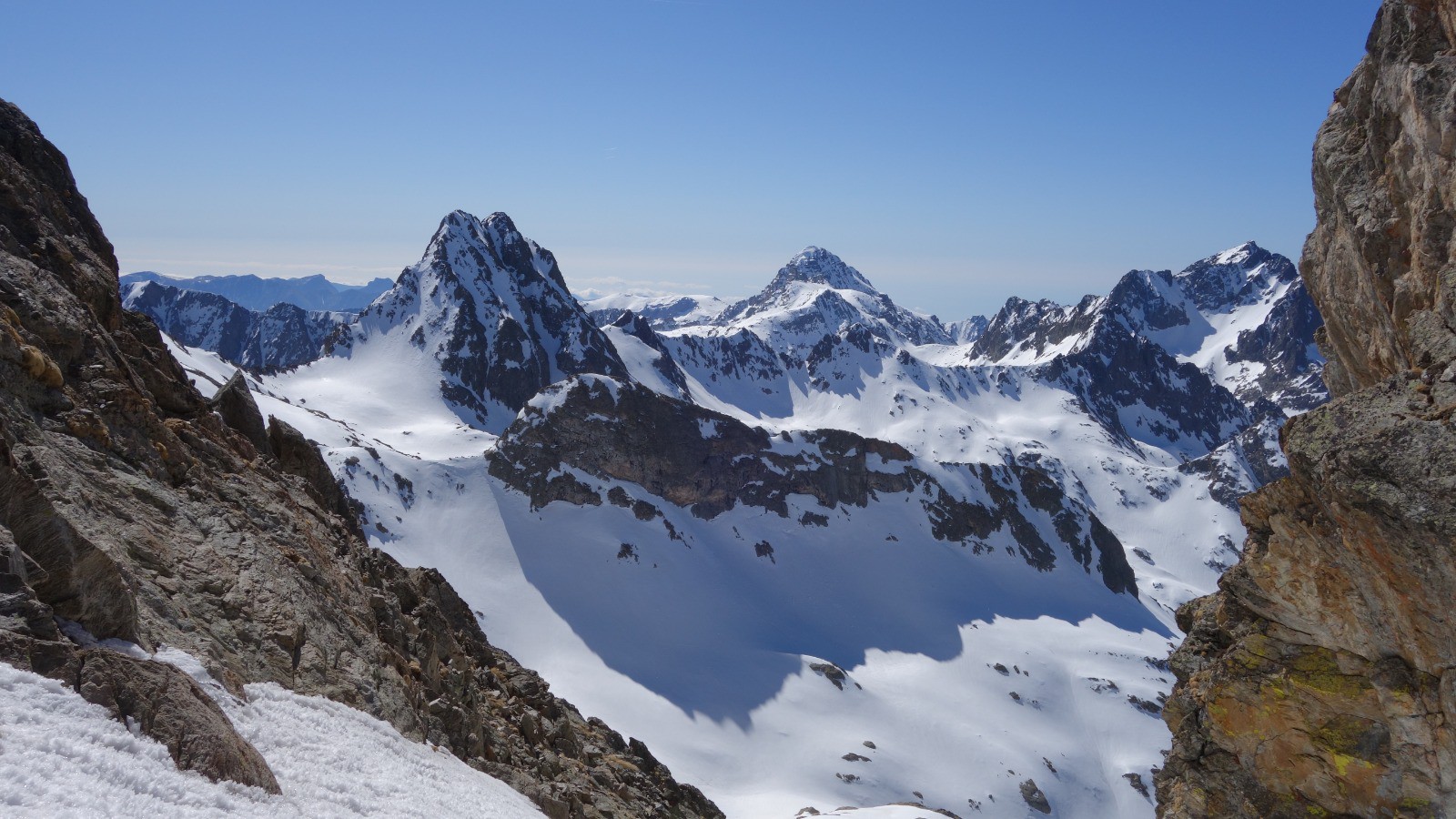 Chamineye, Bégo et Grand Capelet