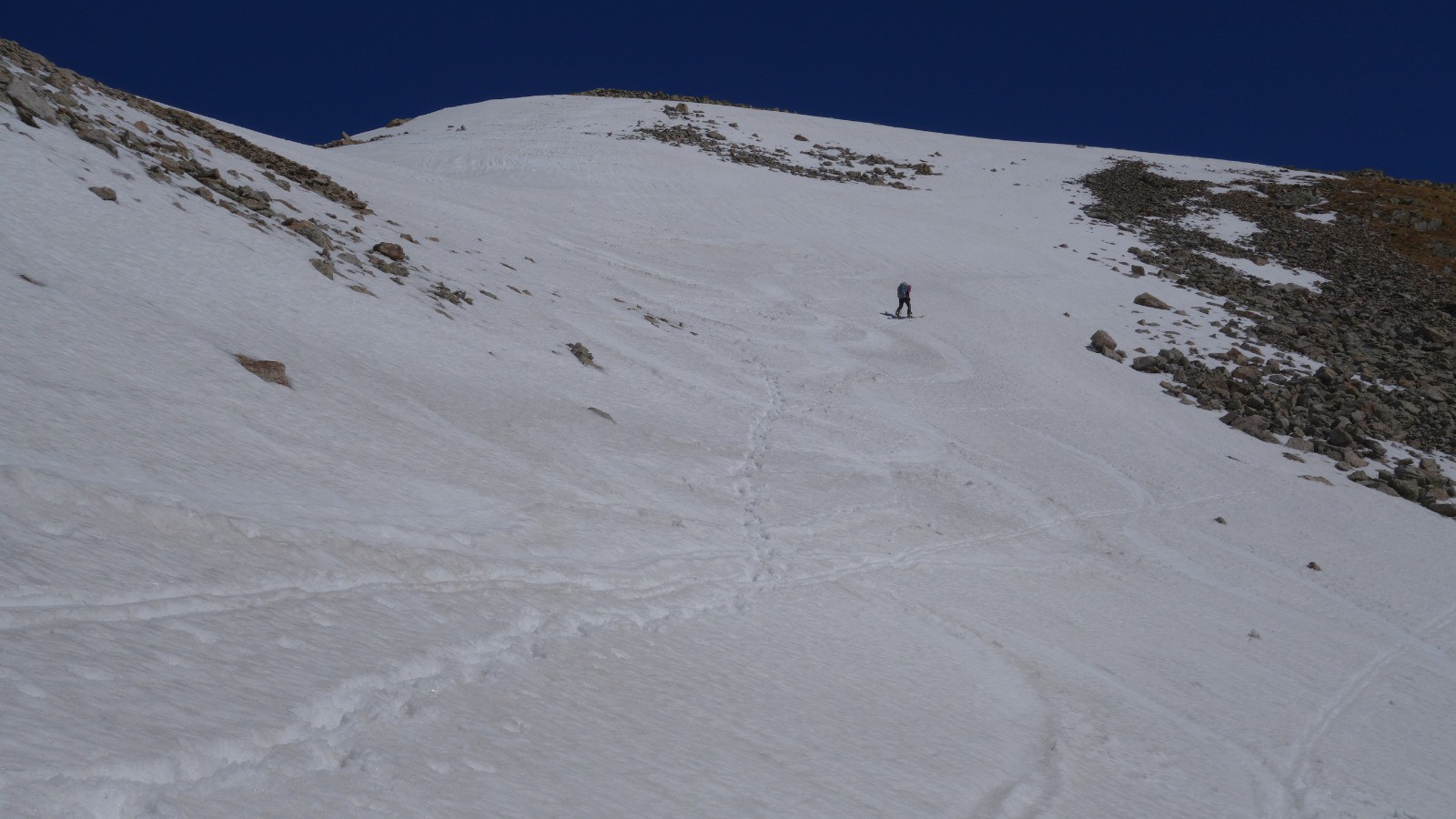 #4 Puis à skis jusqu Puis à skis jusqu'au sommet