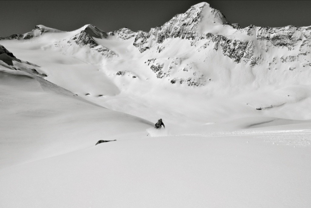 Descente sur le glacier du Baounet