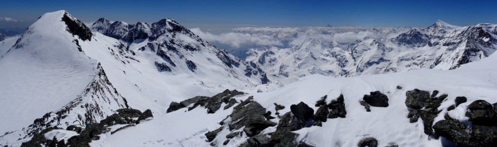 petits skieurs sur l'arête des Lauses bis