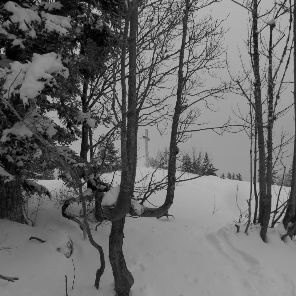 #9 la croix du sommet à ma 1ere arrivée la croix du sommet à ma 1ere arrivée