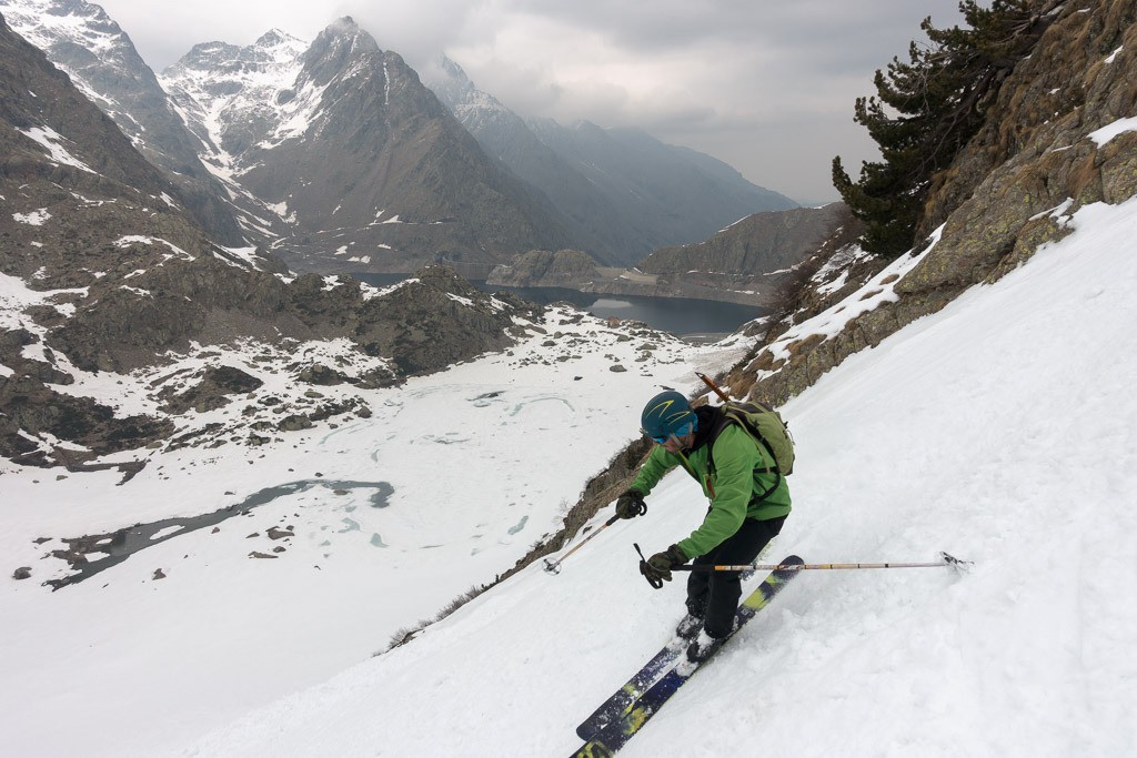#11 Amedeo plonge sur le lac du Brocan Amedeo plonge sur le lac du Brocan