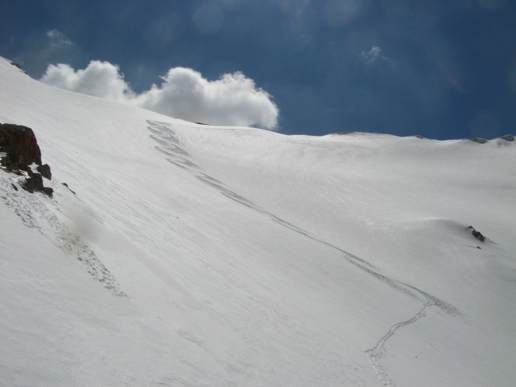 #6 J4 : encore de la poudre : décidément, ce pays a l J4 : encore de la poudre : décidément, ce pays a l'air spécialiste en poudre blanche