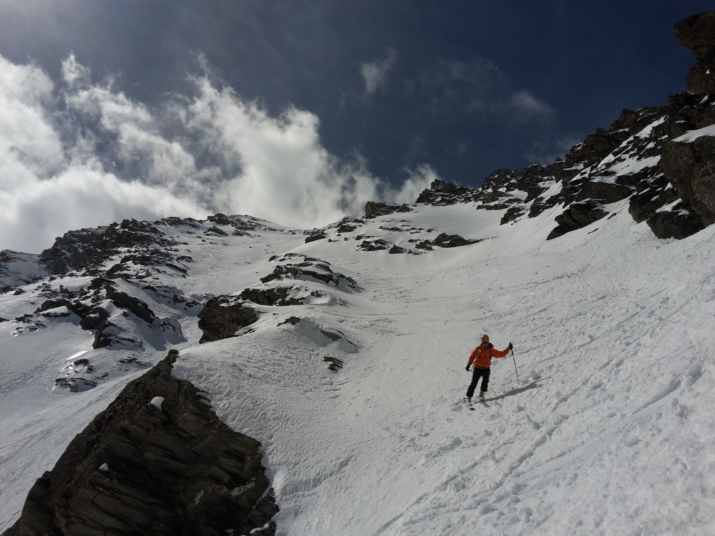 Dans le bas du couloir