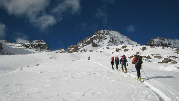 #1 Sous le Lac de Combeynot : Enfin le soleil dans cette glacière Sous le Lac de Combeynot : Enfin le soleil dans cette glacière
