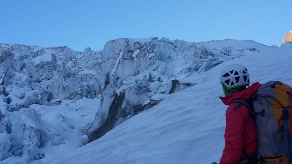 #38 Un peu cra-cra ce glacier Un peu cra-cra ce glacier