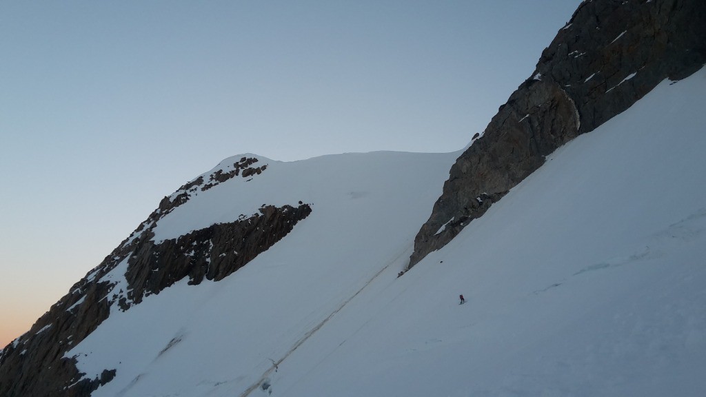 #23 Couloir donnant accès au glacier de Bionassay italien Couloir donnant accès au glacier de Bionassay italien