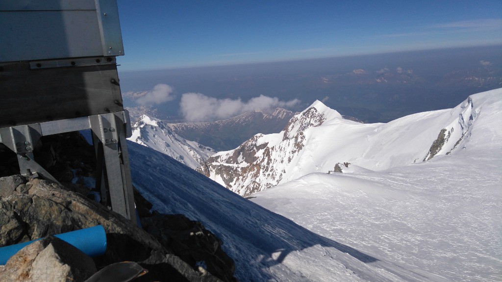 #20 dodo à côté de vallot , on est mieux dehors
dodo à côté de vallot , on est mieux dehors