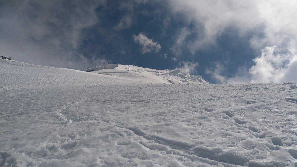 #12 sous l sous l'arrête , on va \