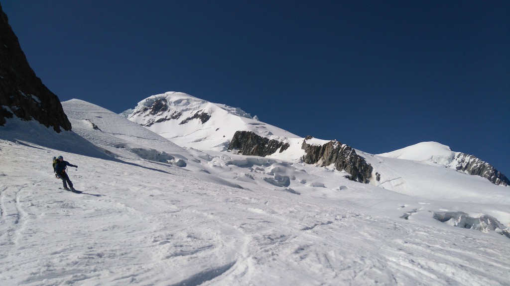 #26 on profite de la descente dans une neige des fois assez transfo
on profite de la descente dans une neige des fois assez transfo