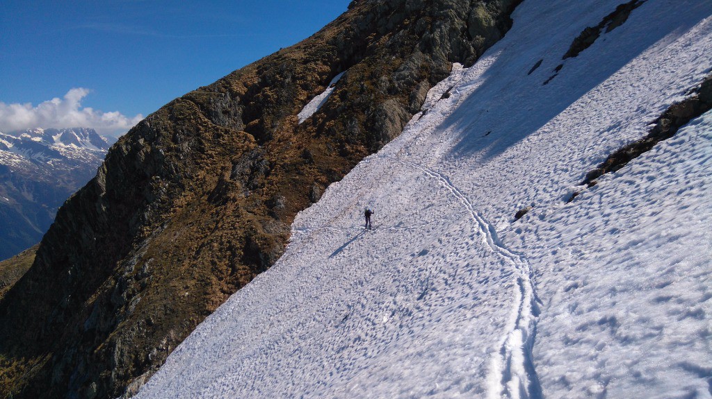 #6 quelques déchaussages vers 2400m quelques déchaussages vers 2400m