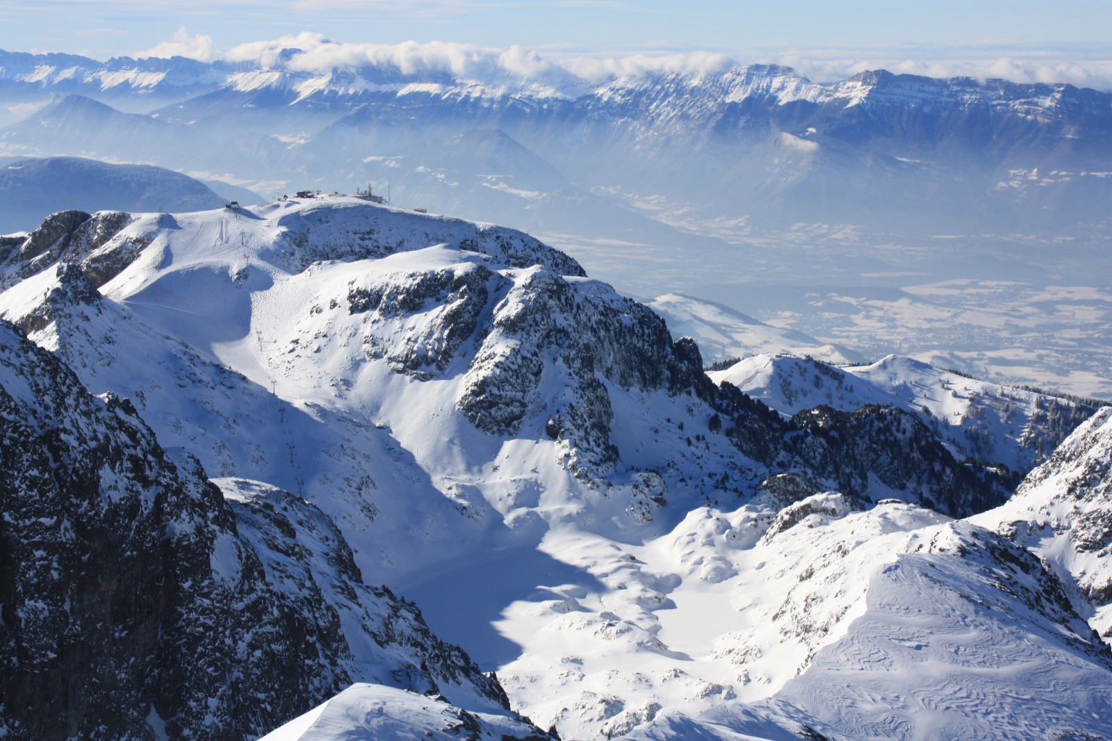 #12 Vue sur les Lacs Roberts, la Croix de Chamrousse puis le Vercors Vue sur les Lacs Roberts, la Croix de Chamrousse puis le Vercors