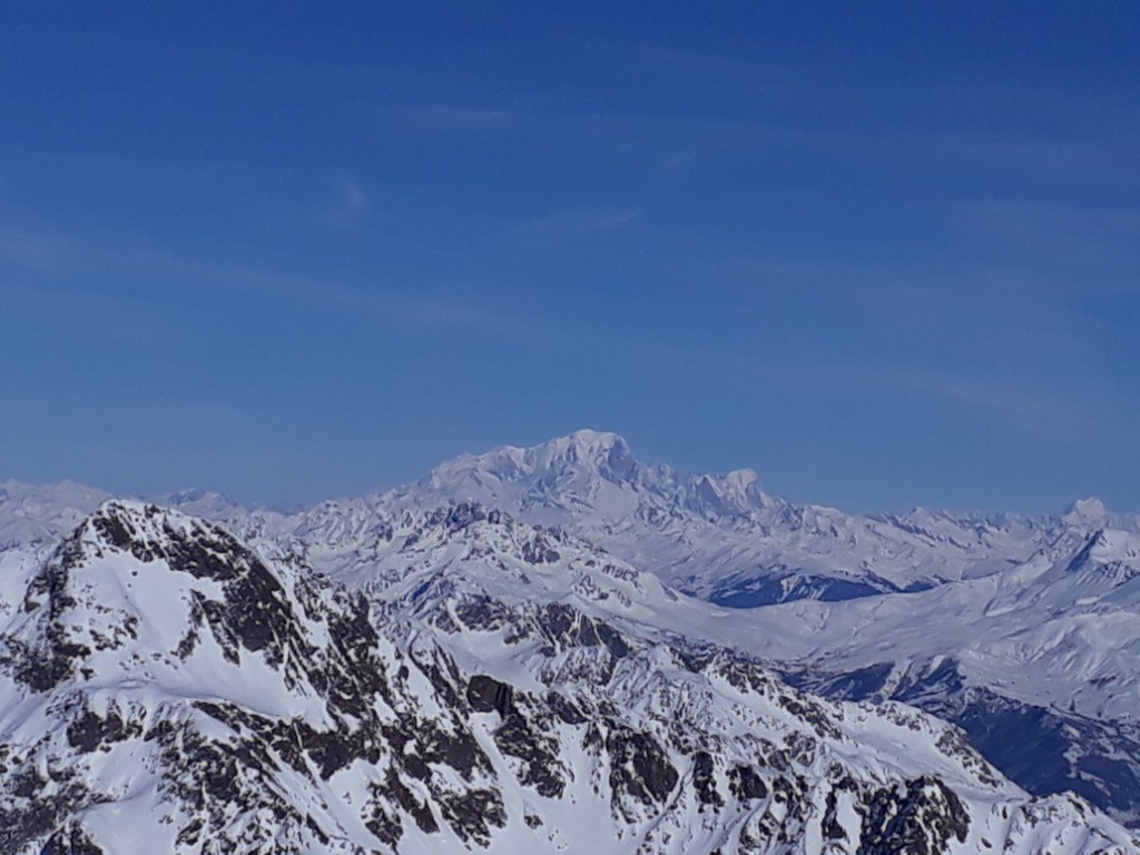 Un petit Mont Blanc au sommet