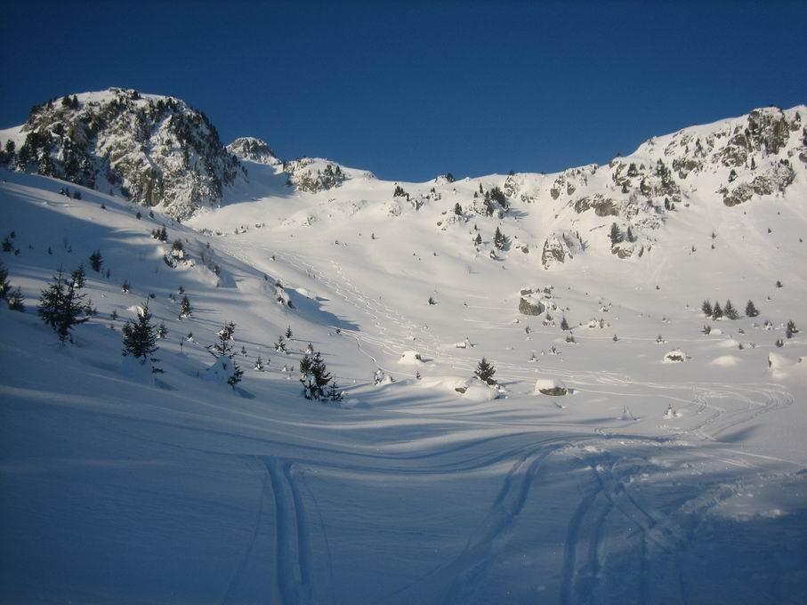 #1 Y Y'a encore des pentes vierges : Mais dépêchez-vous...