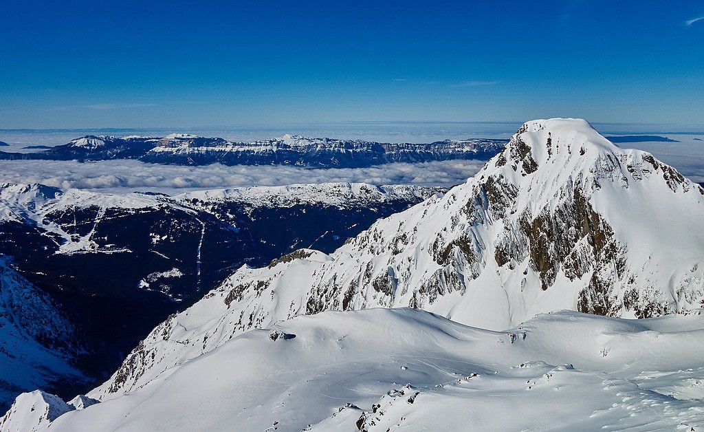 Panorama sommital, Rocher d'Arguille et chartreuse...