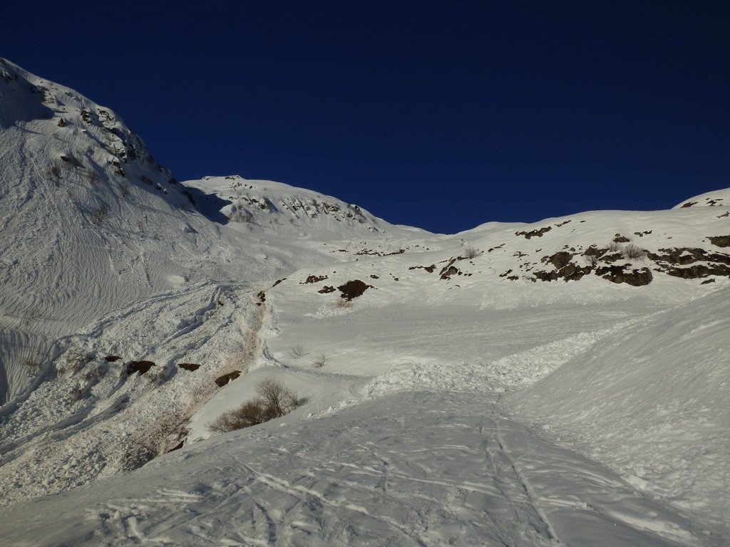 #2 Valait mieux éviter d Valait mieux éviter d'être là il y a quelques jours en arrière