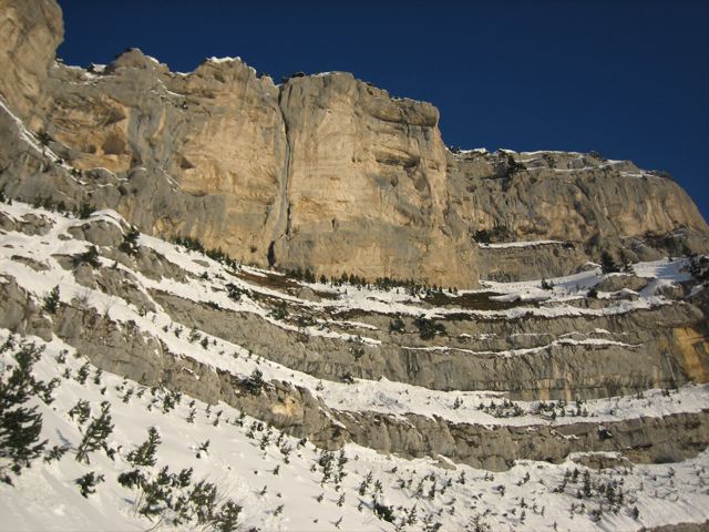 #6 En montant, le soleil arrive : La neige est bien gelée lors de mon passage (assez tôt)- Stef En montant, le soleil arrive : La neige est bien gelée lors de mon passage (assez tôt)- Stef