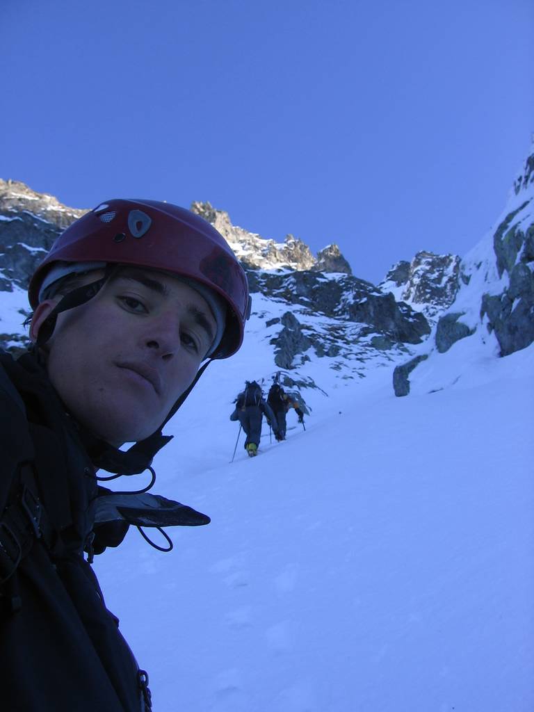 #5 Grandes Lanches, couloir SW : Hé hé, pendant ce temps là, pas de trace à faire... Grandes Lanches, couloir SW : Hé hé, pendant ce temps là, pas de trace à faire...