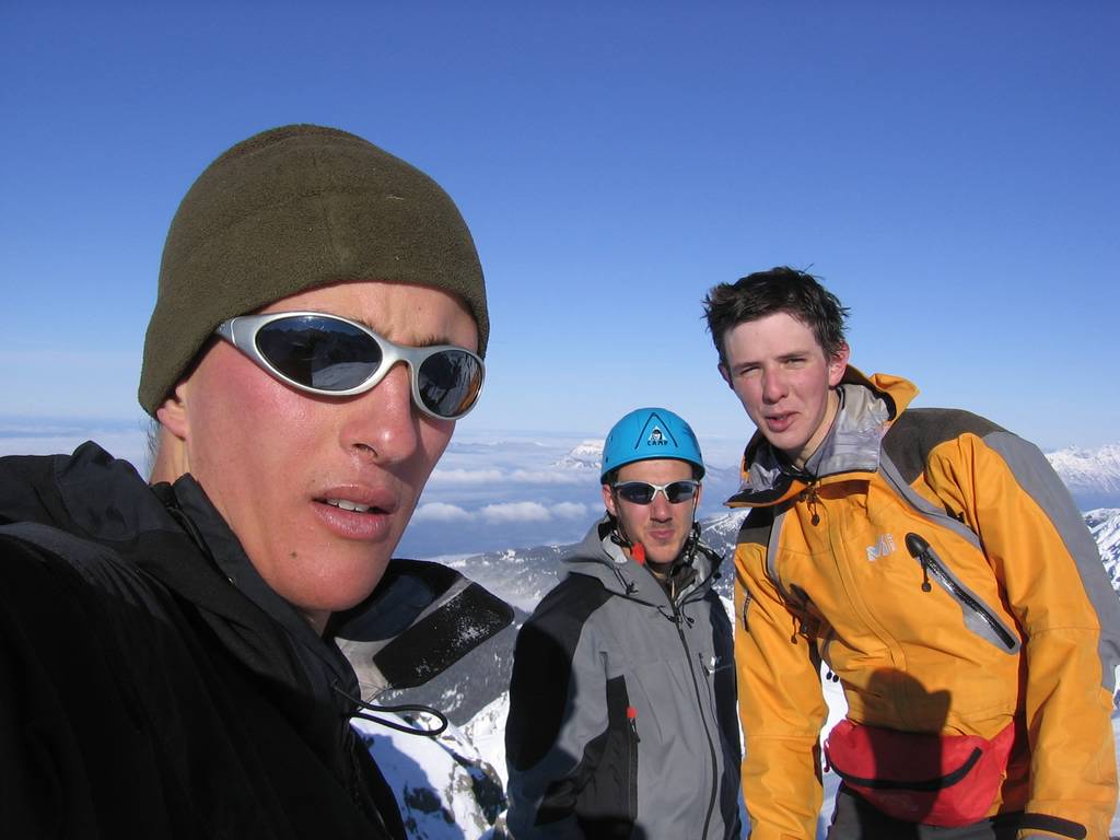 #8 Grandes Lanches, couloir SW : Les guignols au soleil : on est pas à plaindre ! Grandes Lanches, couloir SW : Les guignols au soleil : on est pas à plaindre !