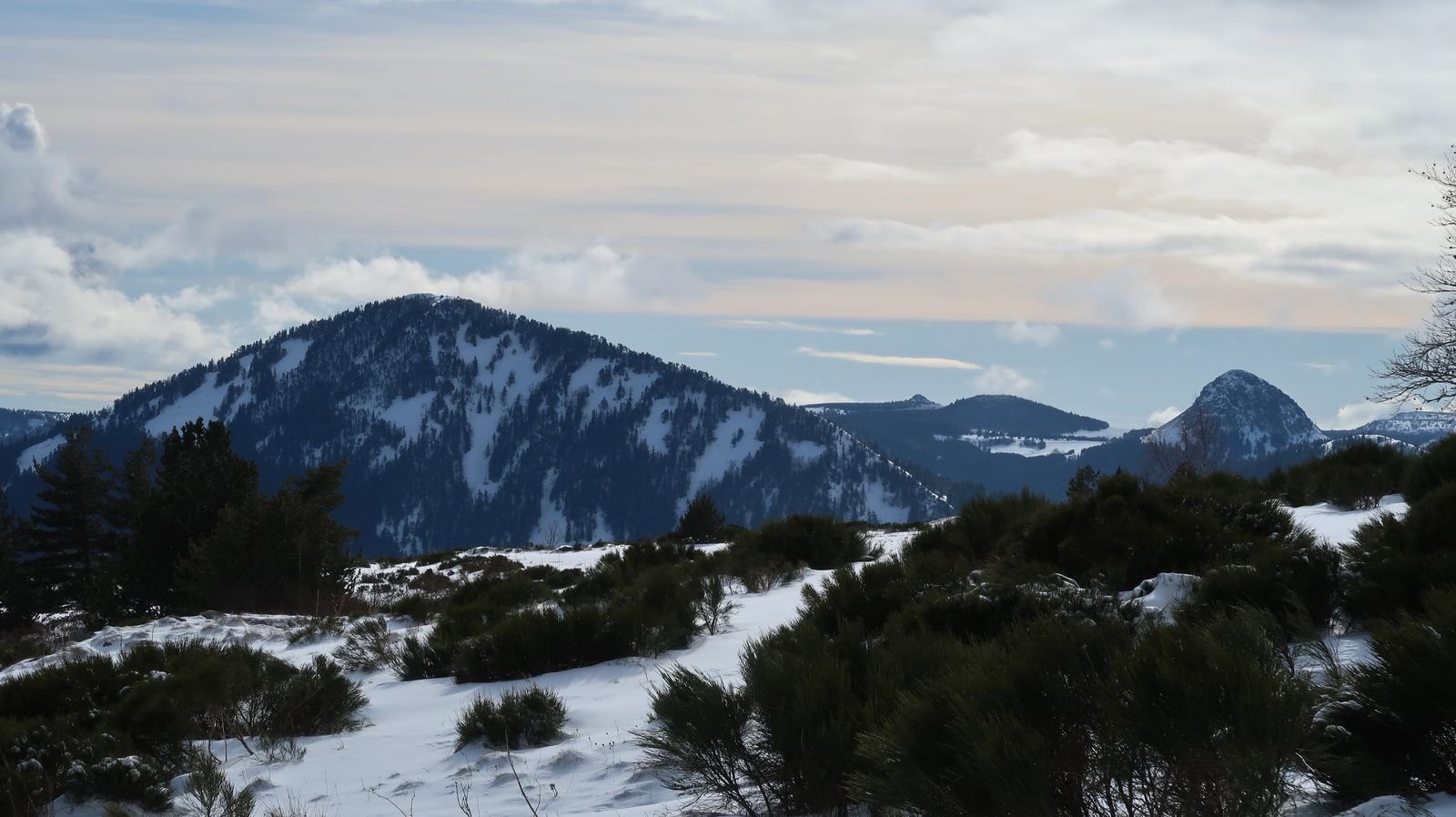 #7 Au loin d Au loin d'autres pentes