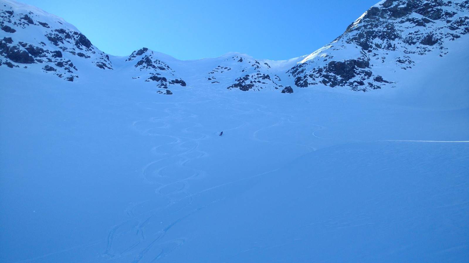 #65 J5 Smolikas : dans la combe Nord-Est sous le sommet J5 Smolikas : dans la combe Nord-Est sous le sommet