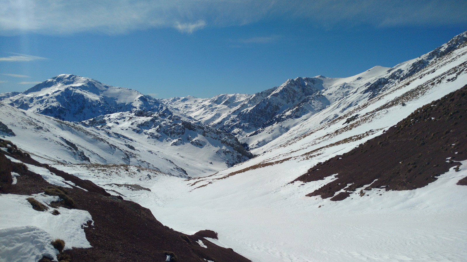 J2 Giona : vue de l'autre côté du col, au Sud