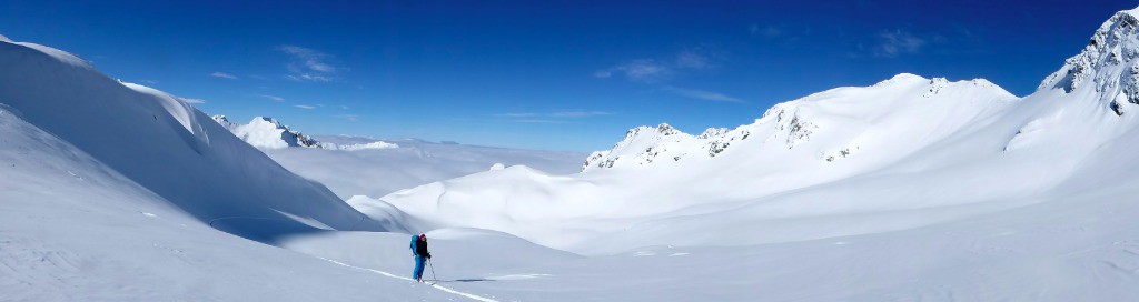 #12 Vision grand large au dessus des nuages Vision grand large au dessus des nuages