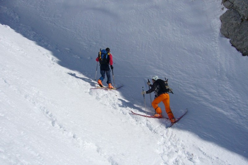 #1 pécloz : Après 100 metres dans le couloir, Il va falloir mettre les crampons pécloz : Après 100 metres dans le couloir, Il va falloir mettre les crampons