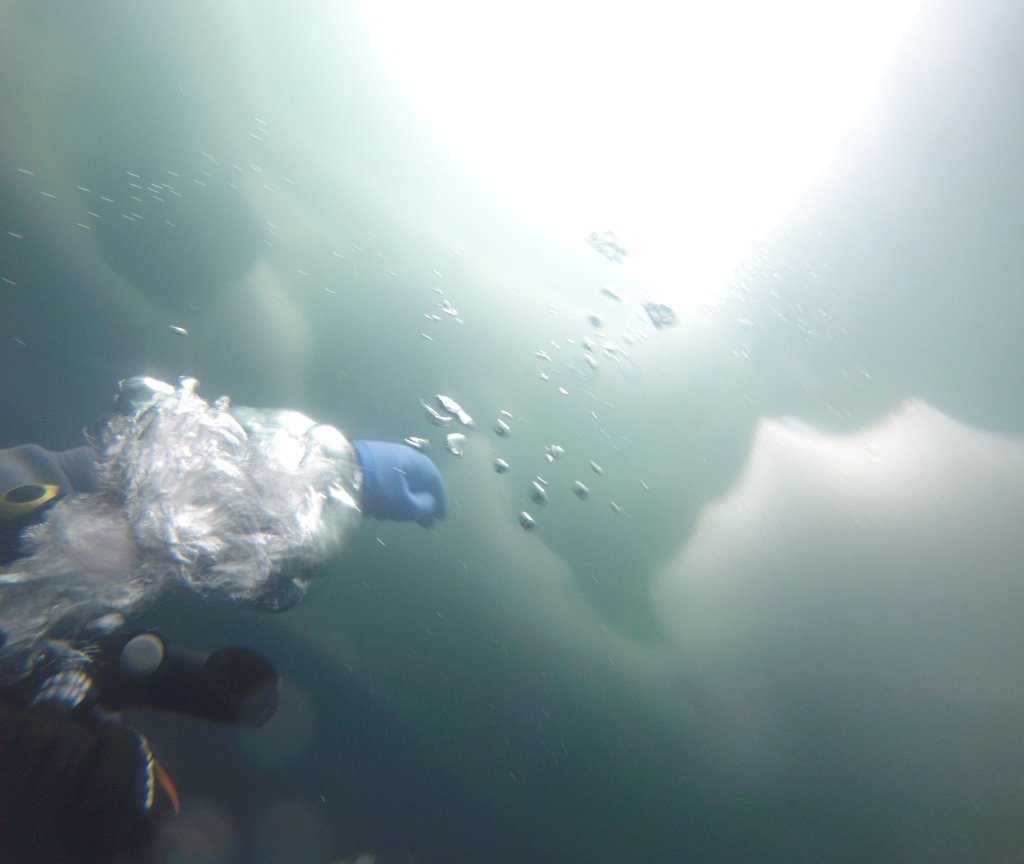 #7 Immersion aux couleurs blanches on joue avec les bulles Immersion aux couleurs blanches on joue avec les bulles