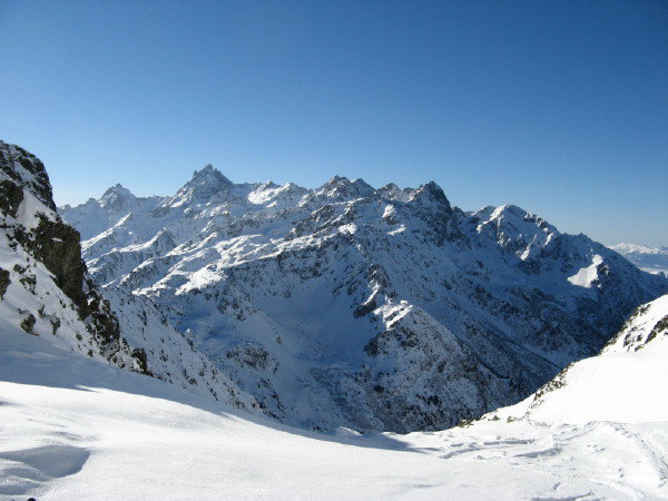 #4 aigleton_5 : Vue depuis le col (coté Jasse) aigleton_5 : Vue depuis le col (coté Jasse)