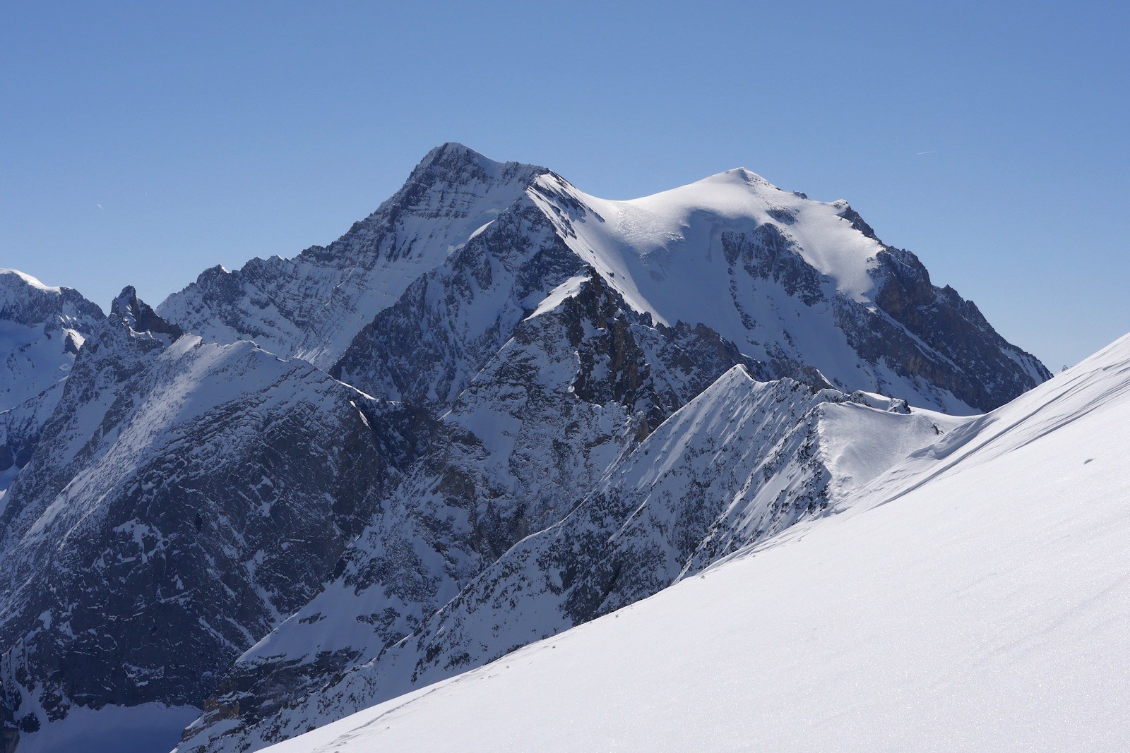 Le plus haut sommet de Vanoise (3855 m).