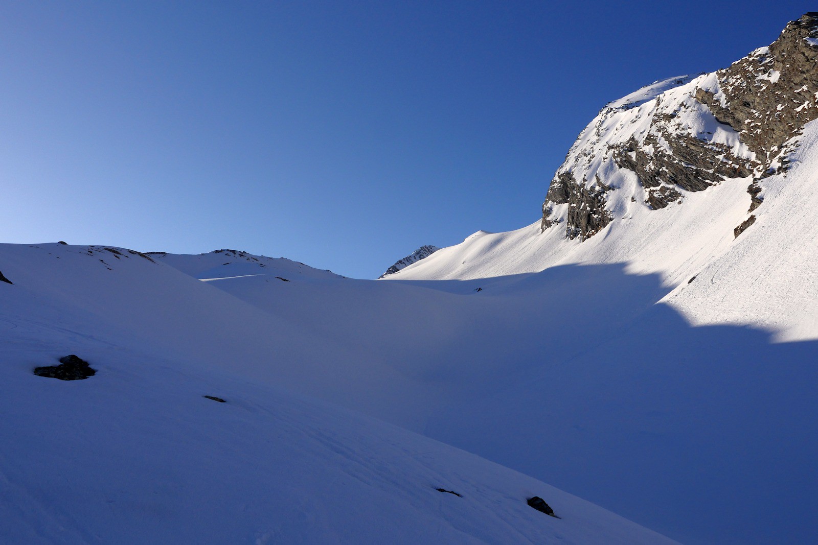 Après le refuge, les Côtes Vertes.