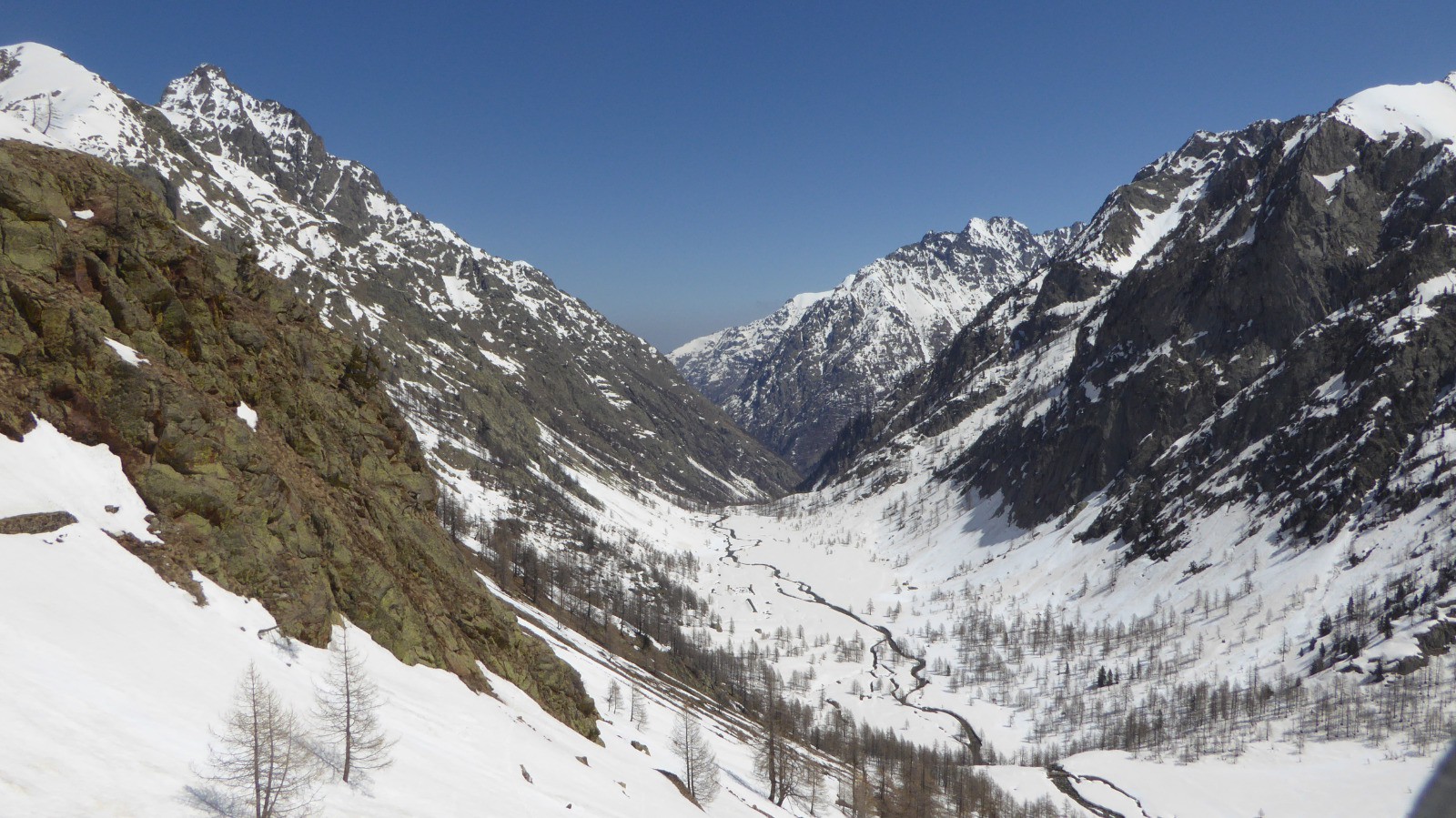 Le refuge Valasco se montre enfin