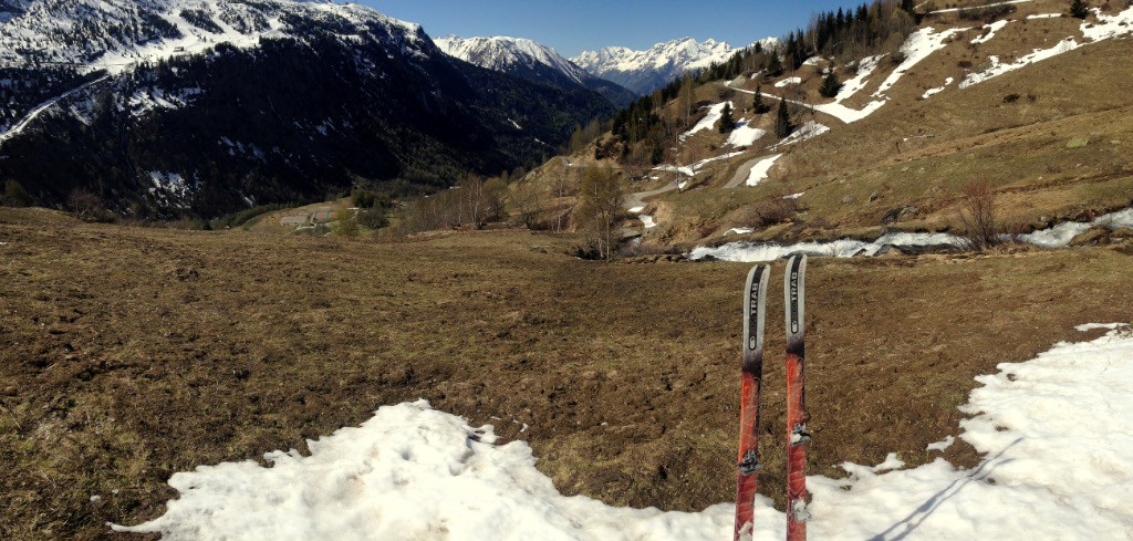 #9 Là on peut pas aller plus loin, la route est à moins de 5 minutes Là on peut pas aller plus loin, la route est à moins de 5 minutes