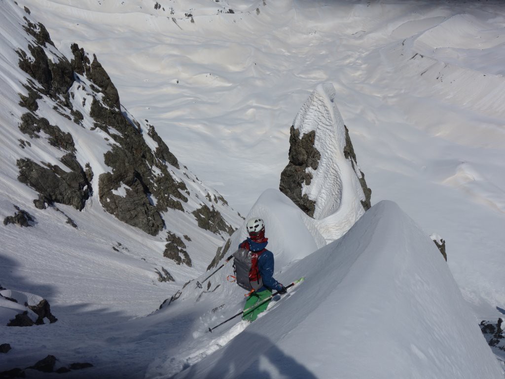 #10 Deuxième couloir caché et brèche salvatrice Deuxième couloir caché et brèche salvatrice