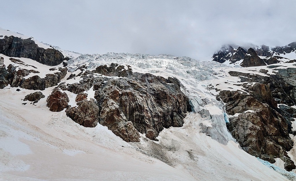 #20 Pour le plaisir, on repasse devant le front glaciaire... Pour le plaisir, on repasse devant le front glaciaire...