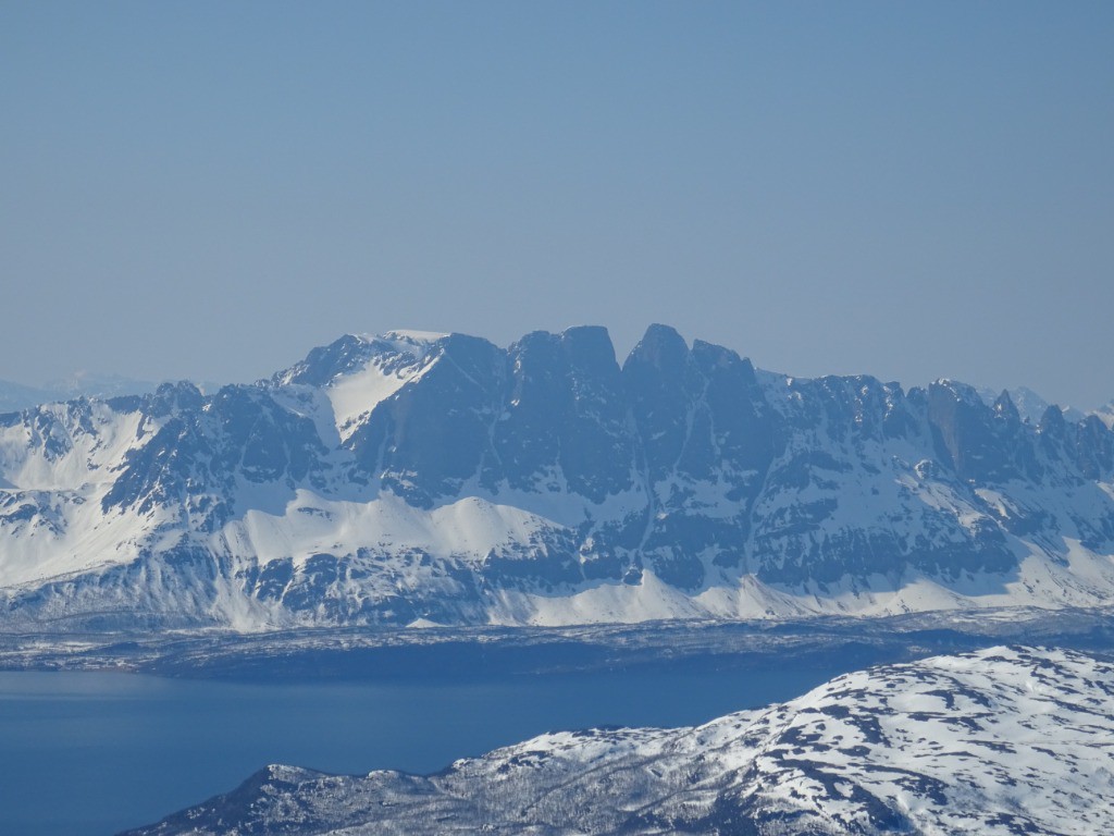 J12 : Nous y sommes passé (Nuovasgaisa est dans ce massif)